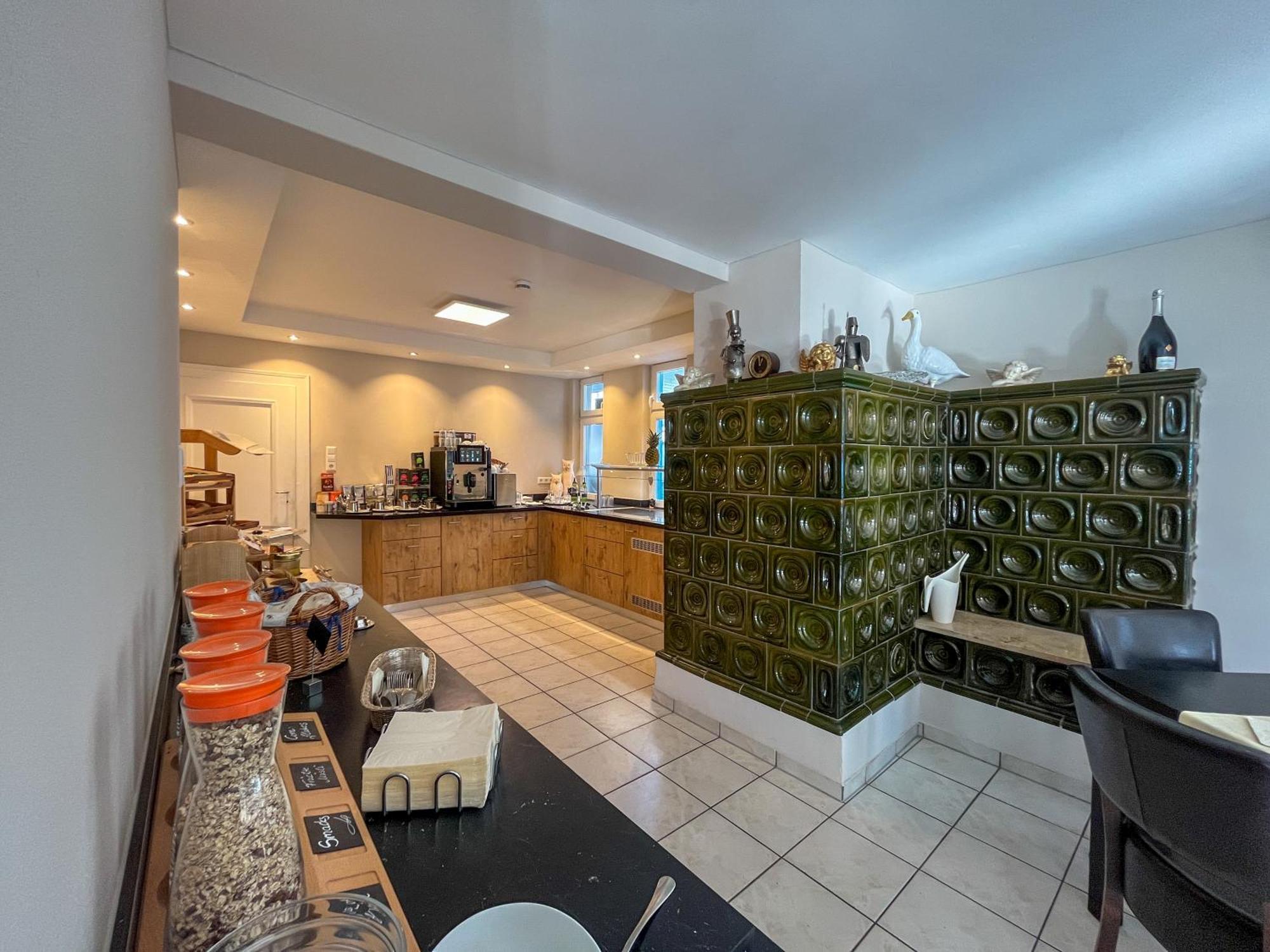 Akzent Hotel Atrium Baden Бад Кроцинген Екстериор снимка